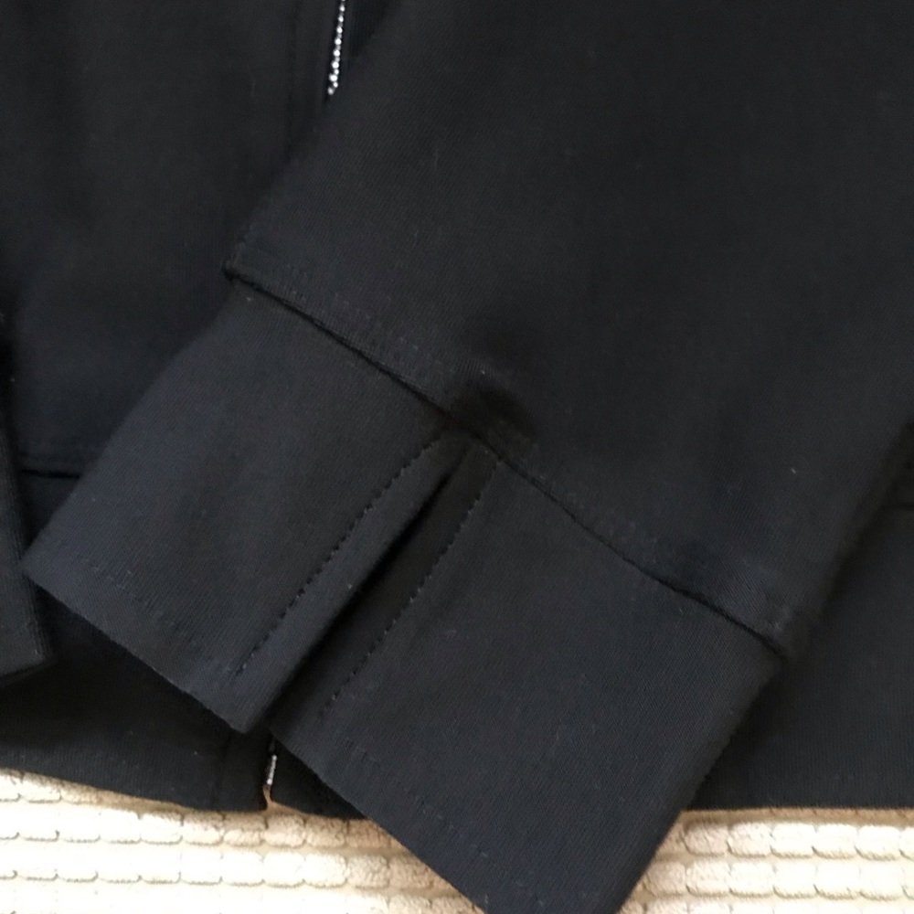 Nike Dri-fit  athletic zip up cropped jacket - Picture 3 of 7